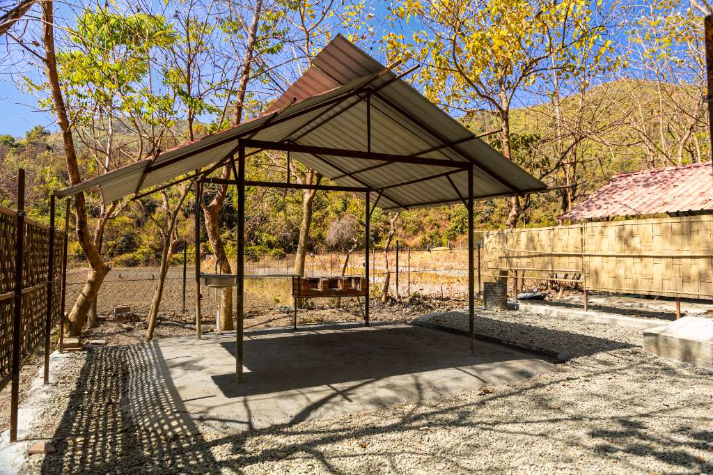 Hut no. 3 (Small)